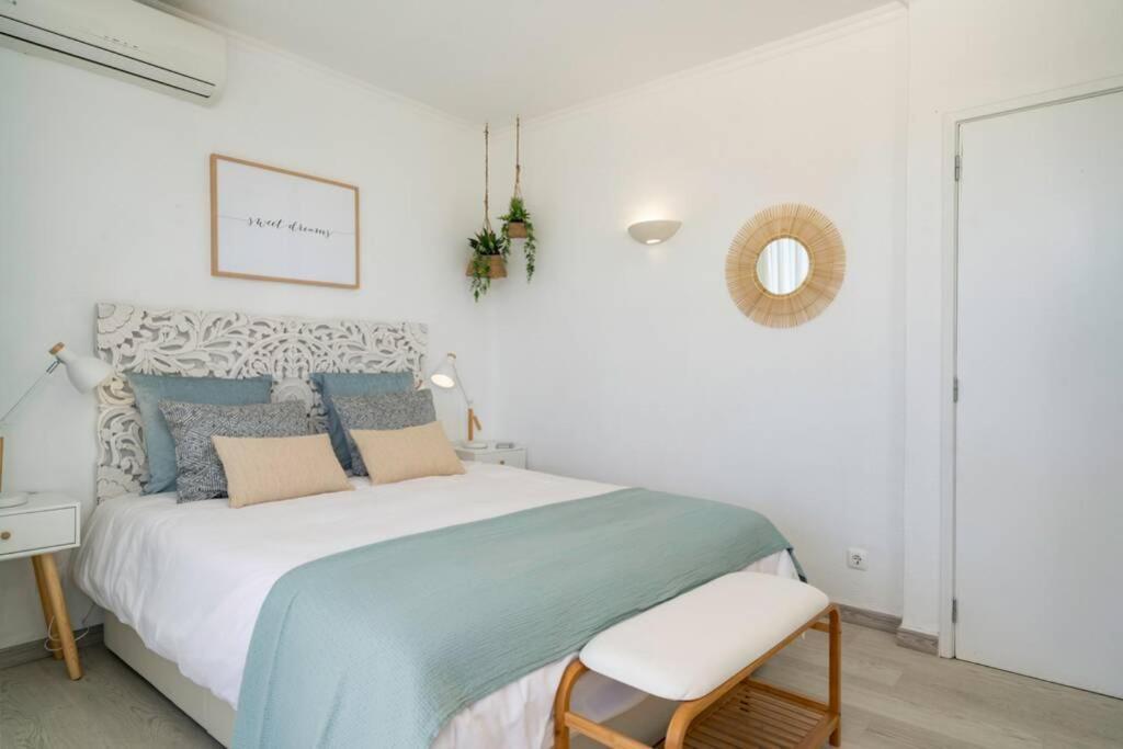 Apartamento em frente à praia com piscina e ténis Portimão Esterno foto