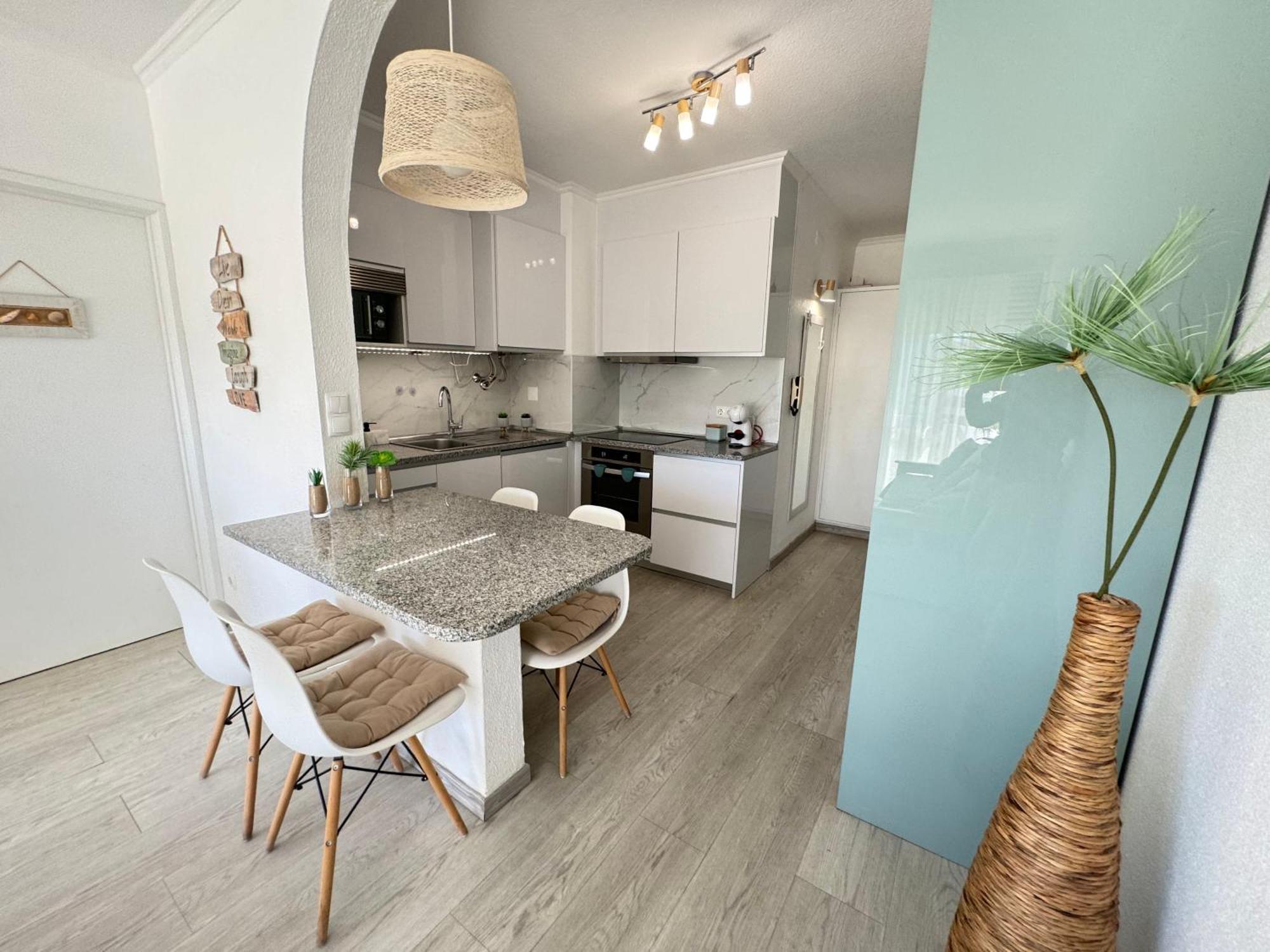 Apartamento em frente à praia com piscina e ténis Portimão Esterno foto