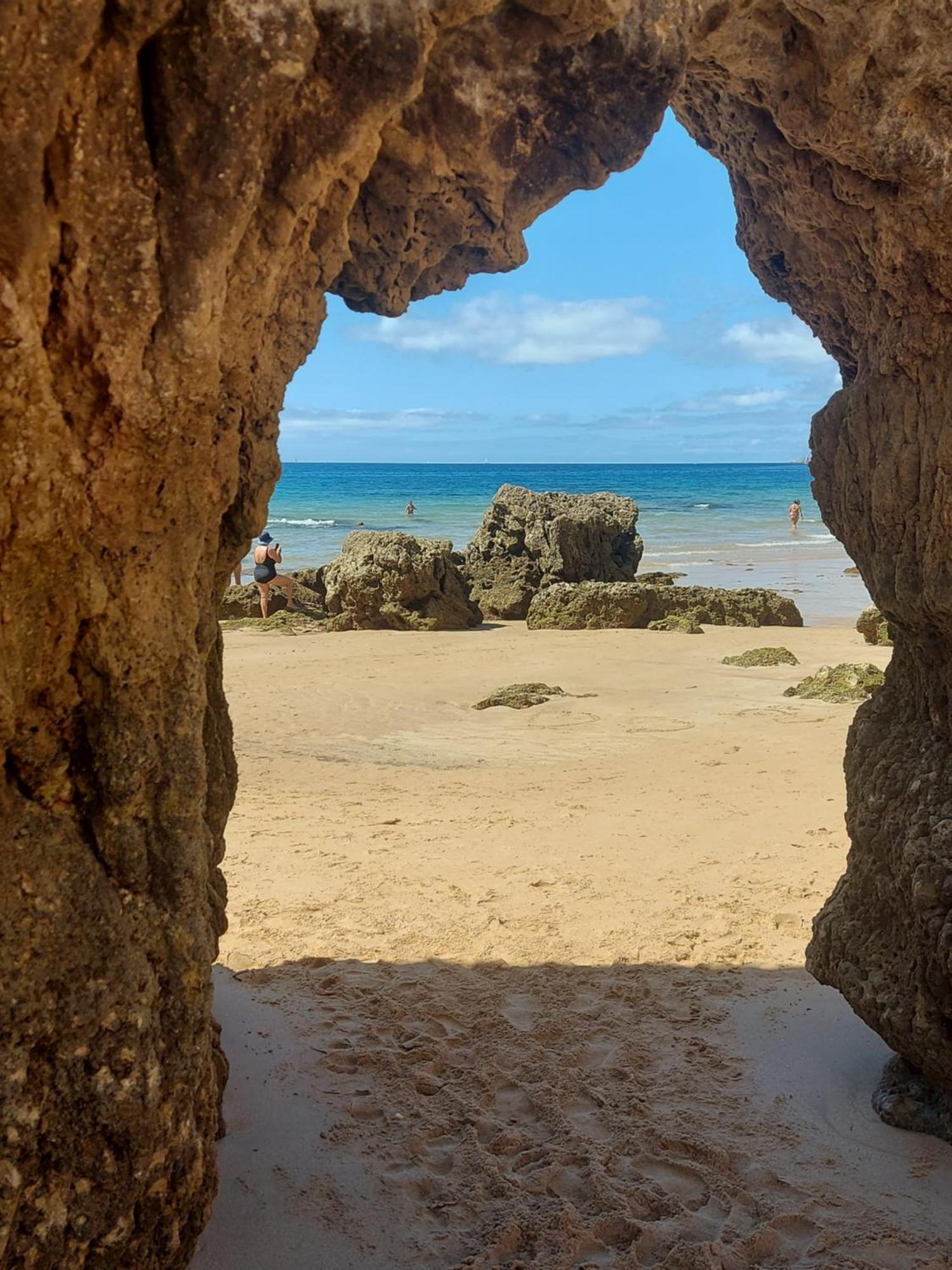 Apartamento em frente à praia com piscina e ténis Portimão Esterno foto