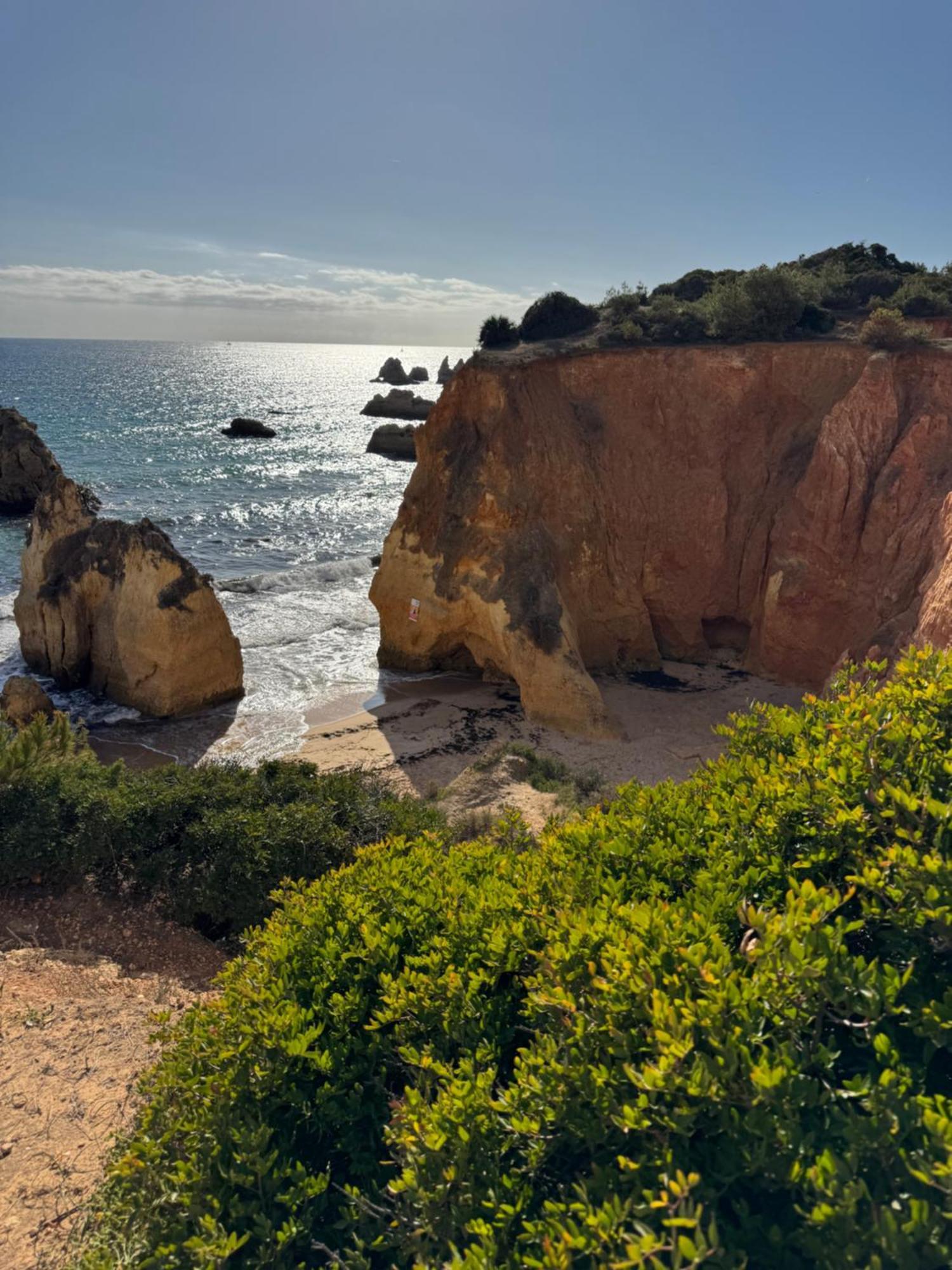 Apartamento em frente à praia com piscina e ténis Portimão Esterno foto